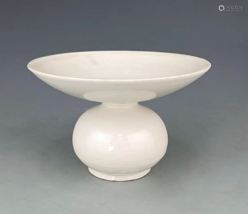 Chinese porcelain White glaze cup