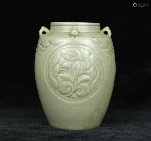 Yue ware celadon pot