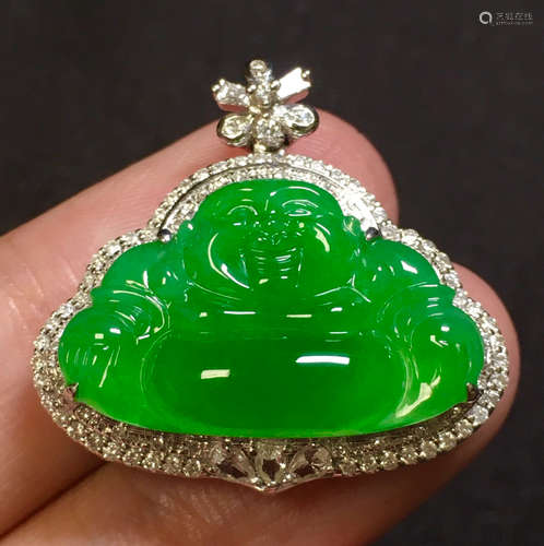 ICY JADEITE PENDANT CARVED WITH MAITREYA BUDDHA