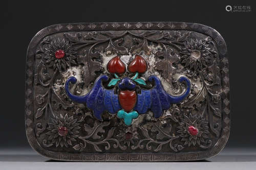 SILVER BOX CARVED WITH FLOWER PATTERN