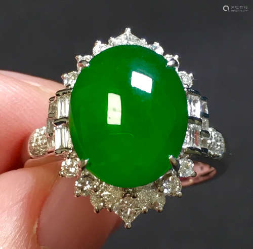 ICY JADEITE&DIAMOND RING