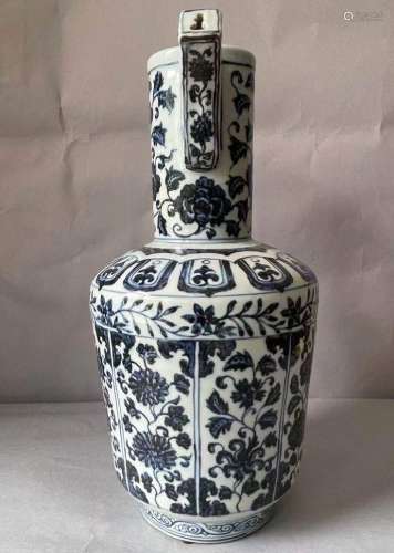 Chinese Ming style blue and white ewer with cylinder neck