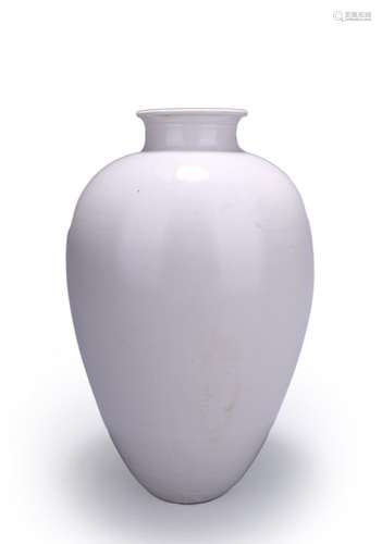 A Ding kiln porcelain meiping