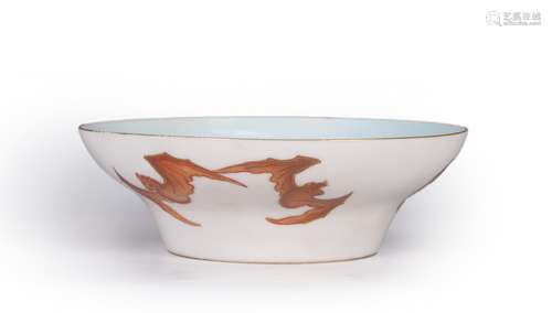 An iron red bat porcelain plate