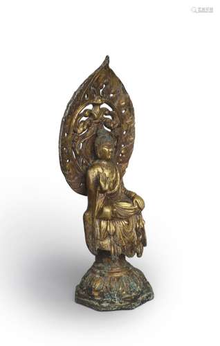 The gilding copper buddha statue