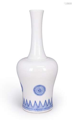 A blue and white porcelain bell-shaped zun