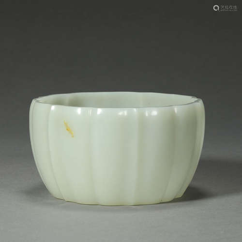 A CARVED WHITE JADE LOBED BOWL