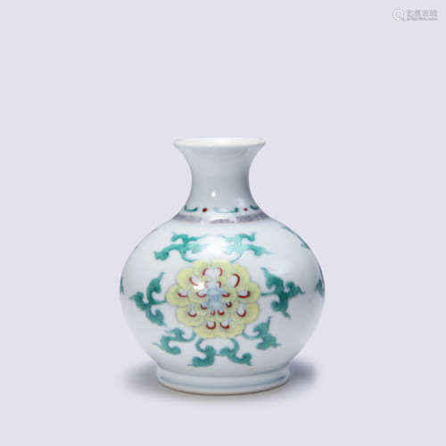 A DOUCAI GLAZED FLORAL SCROLL VASE