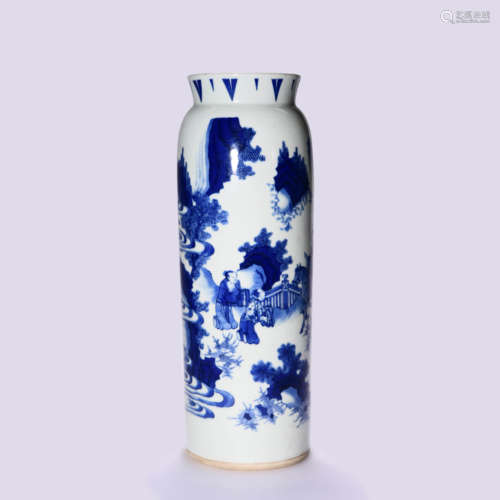 A BLUE AND WHITE SLEEVE VASE