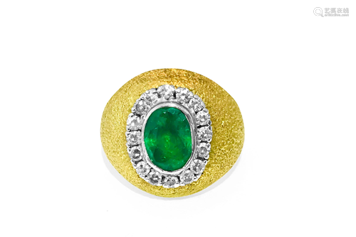 18k Gold Vintage 2.5 ct Emerald And Diamond Ring