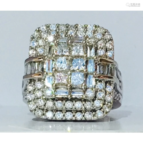 14K White Gold, 3.00 Carat VS Diamond Cluster Ring.