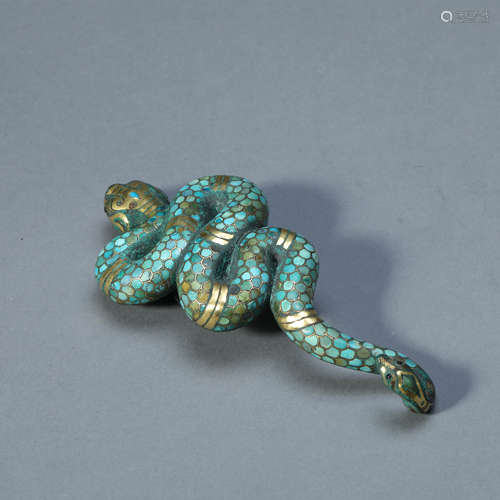 A TURQUOISE INLAID BRONZE BELT-HOOK