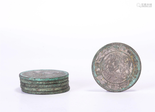 A GROUP OF CHINESE ARCHAIC COINS