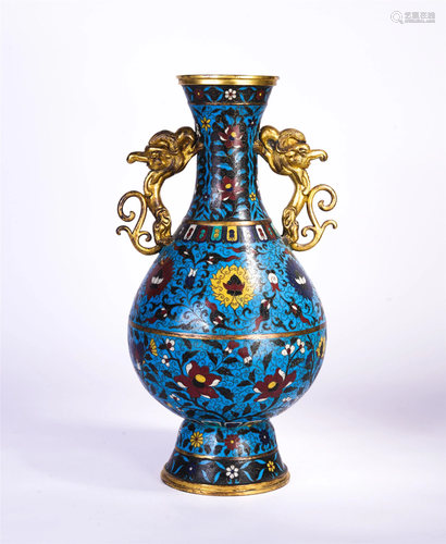 A CHINESE CLOISONNE ENAMEL GILT BRONZE VASE