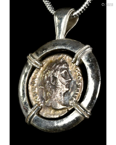 ROMAN HADRIAN COIN IN A SILVER PENDANT - PAX ROMANA