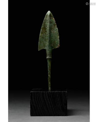 ANCIENT BRONZE SPEAR HEAD ON STAND