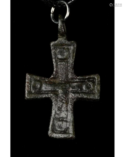 MEDIEVAL BRONZE CROSS PENDANT