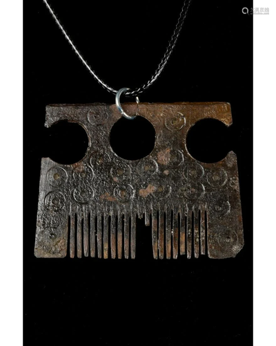 MEDIEVAL BRONZE COMB PENDANT