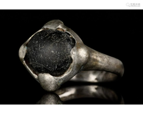 MEDIEVAL SILVER RING WITH CABOCHON