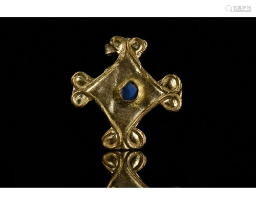 HELLENISTIC GOLD BROOCH WITH BLUE GEM