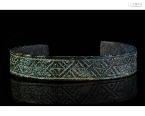 MEDIEVAL DECORATED BRONZE BRACELET