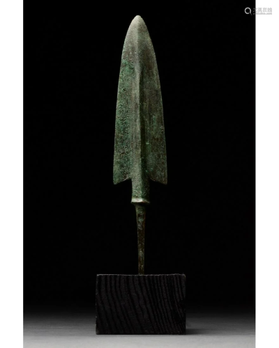 ANCIENT BRONZE SPEAR HEAD ON STAND