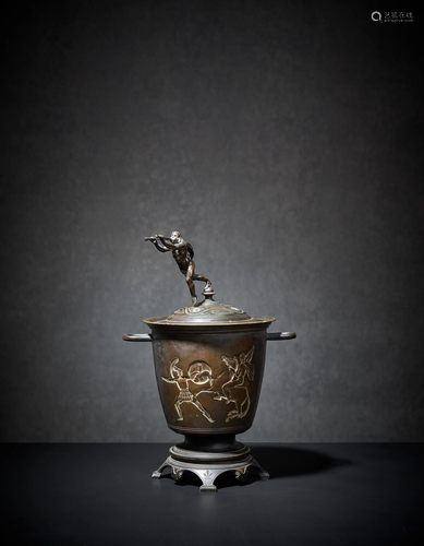 NAPOLEON III BRONZE COVERED POT