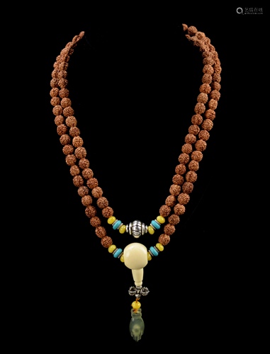 An Rudraksha Seed Praying Bead Necklace with Turquoise