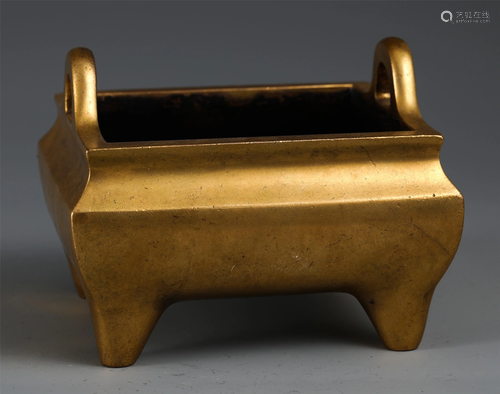 A CHINESE FOUR-FOOTED BRONZE INCENSE BURNER