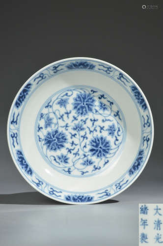 CHINESE BLUE WHITE PORCELAIN PLATE