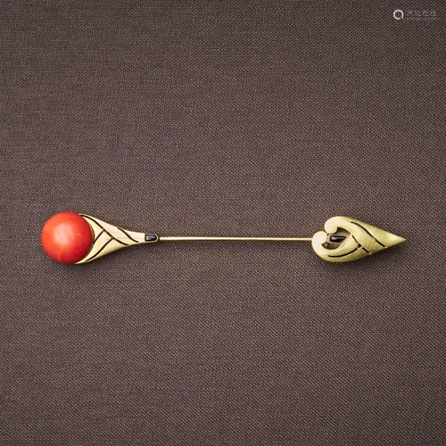 ART NOUVEAU JABOT PIN