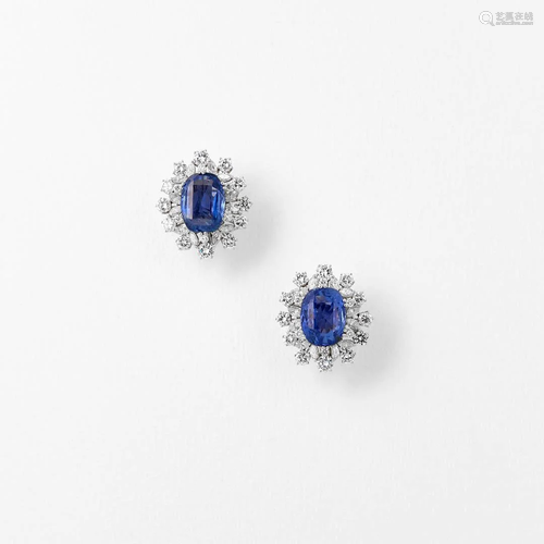 SAPPHIRE EAR CLIPS ± 10 CT