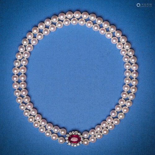 CULTURED PEARL NECKLACE