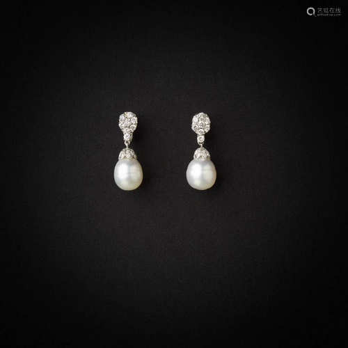 PAIR OF PEAR-SHAPED EARRINGS