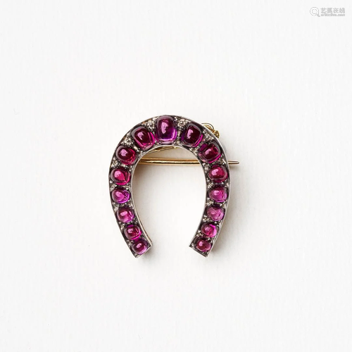 HORSESHOE BROOCH