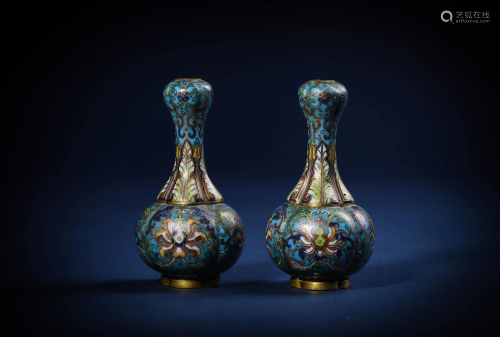 Pair of Chinese Garlic Head Vase