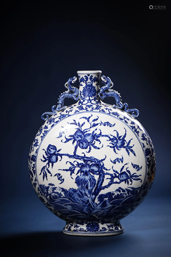 Chinese?Porcelain?Blue?and?White?Seawave?and?Dragon?Moo