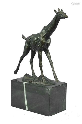 Giraffe Bronze Statue Sculpture