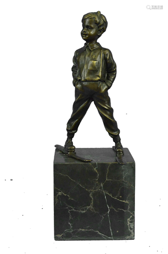 Milo Ski Player Bronze Statue