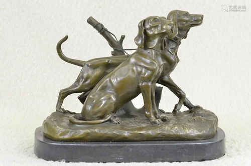 Debut Vizsla Dog Bronze Sculpture