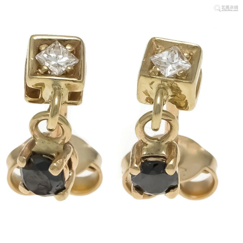 Diamond stud earrings GG 585/0