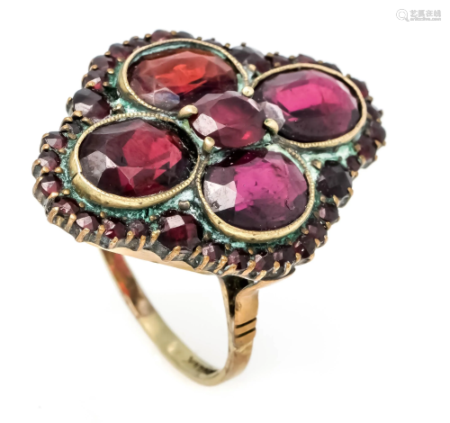 Garnet ring GG 417/000 and top