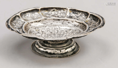 Oval footed bowl, 19th century