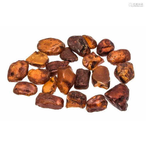 Mixed lot 72 amber chunks, 60