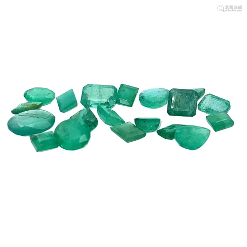 Emerald 2.98 ct, emerald cut,