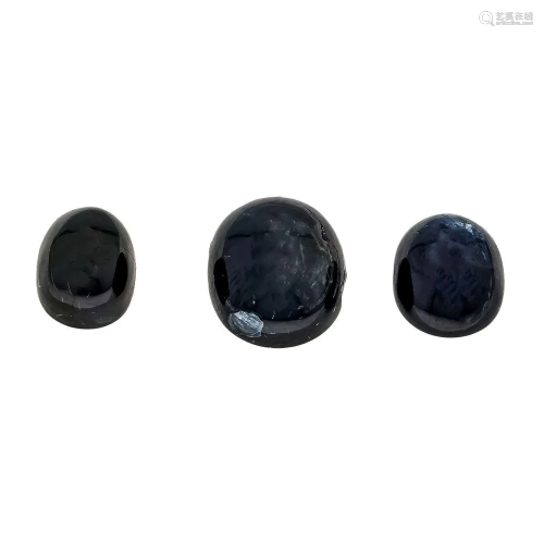 Set of 3 sapphire cabochons, t