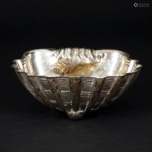 An Italian sterling silver shell bowl, Milan, Carlo