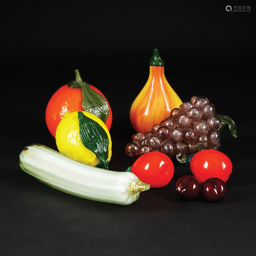 9 polychrome Murano glass fruits