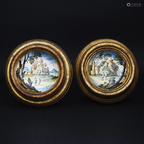 A pair of Castelli polychrome maiolica small plates,
