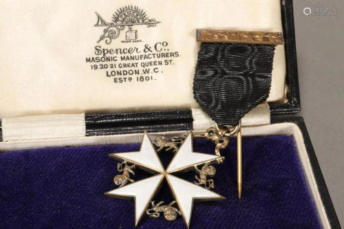 Sterling Silver Masonic Templar Star Medallion,